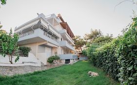 Helios Residence